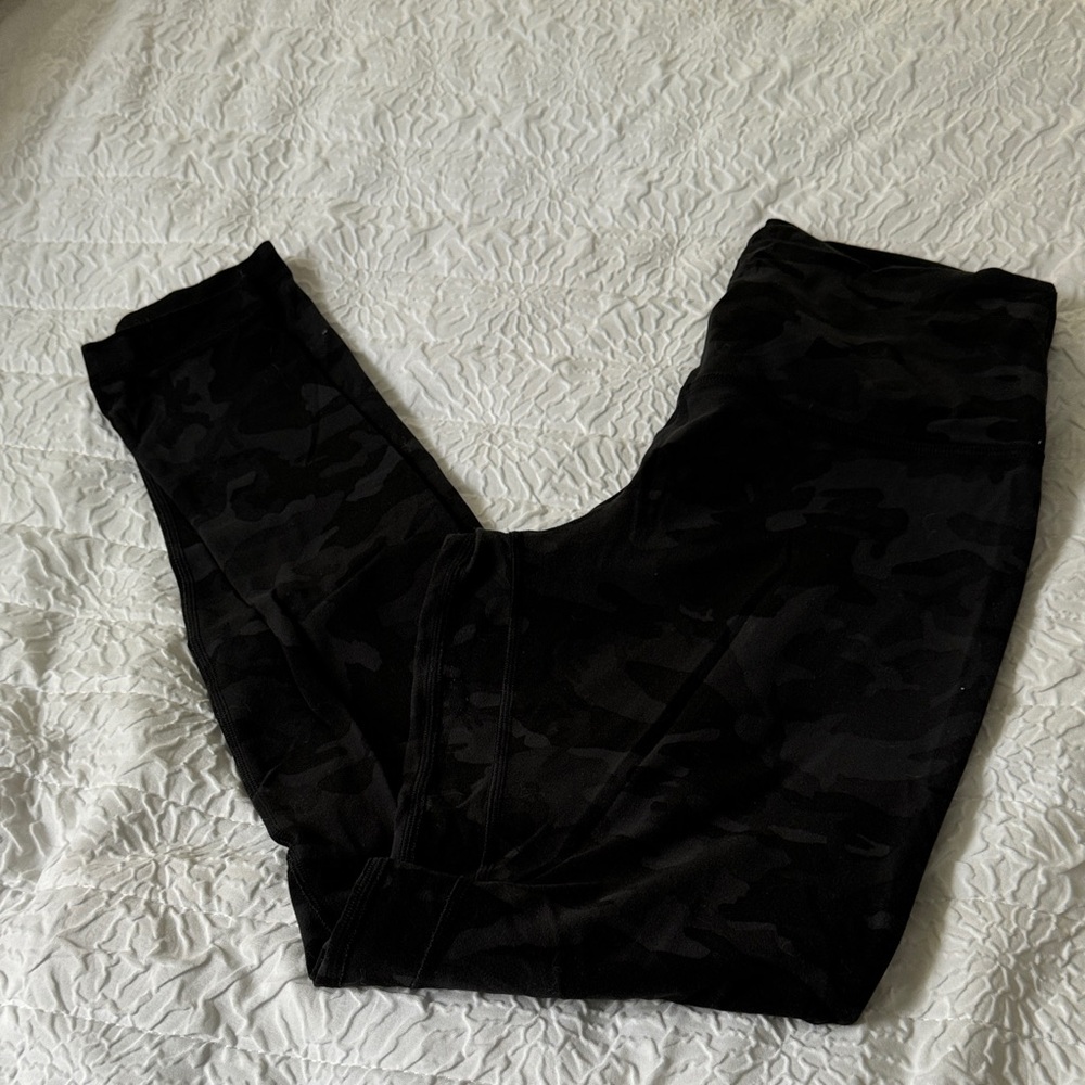 Lululemon Black Camouflage Leggings